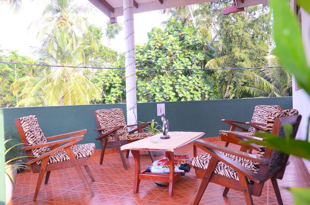 Lilly Palace Villa Guest House Negombo Eksteriør bilde